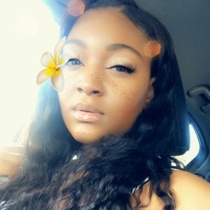 Meet your Posher, Vannisha